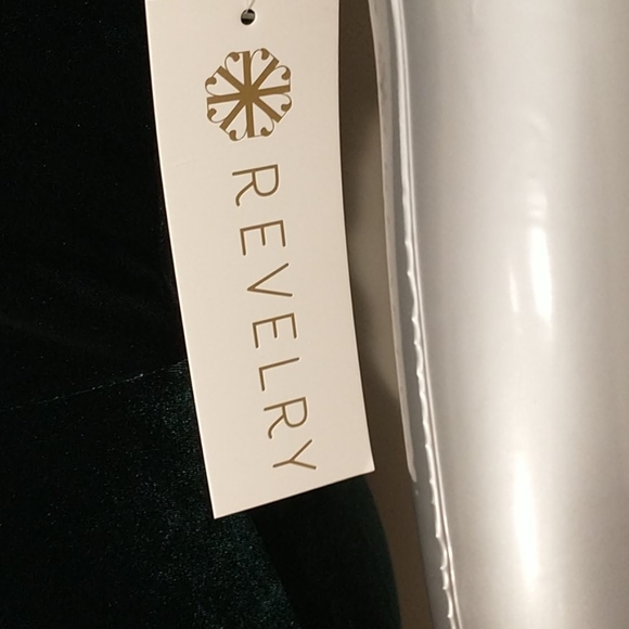 Revelry Tori - Emerald Green Velvet dress - Picture 2 of 6